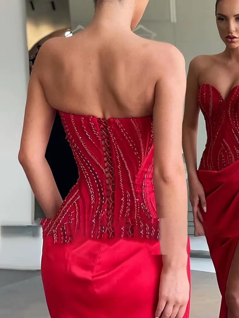 Customized Red Strapless Evening Dresses Luxury Sexy Beading Sleeveless Ball Gown Elegant Party Dress Robes De Soirée Retro